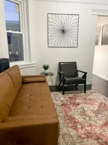Metro Loft Hideaway - Image 2