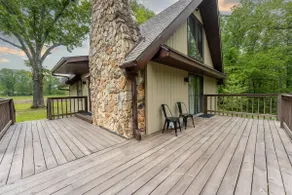 In-town hideaway - Image 3