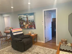 Robert's Retreat - Image 3