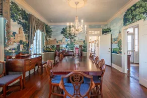 Downtown Natchez Elegant 1835 Antebellum House - Image 2