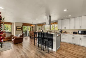 Leavenworth Retreat with Pool & Hot Tub - Image 4