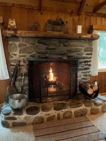 Spacious, Classic TH cabin, Lake access, AC - Image 5