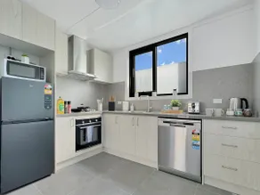 Morwell Modern Home 2 Free Wi-Fi - Image 4