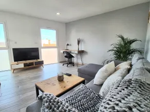 Lana #AirCon#Terrace Furnished 3* - Image 2