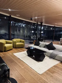 Luxury Evergreen Escape - Image 2