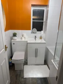 Two bed Ideal newport base - Image 5