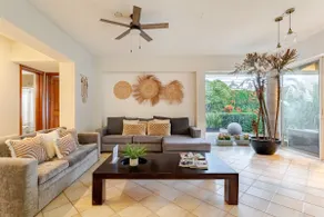 Beautiful residence, close to event gardens. - Image 5
