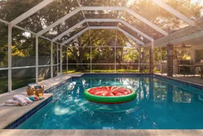 Cozy Pinecrest Retreat / swimming pool-mini golf - Image 2