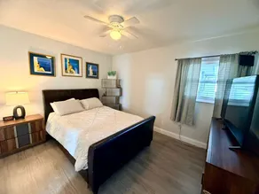 Modern 1BR Guesthouse - Image 3
