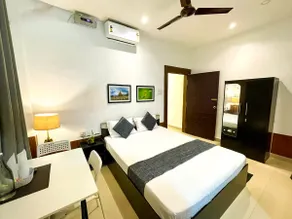 Saya's Abode - Railview Suites - Image 3