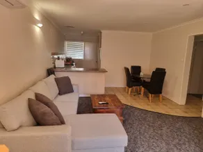 Entire 3 bedroom unit- 5 min to CBD, Hannan street - Image 4