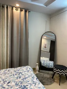 Luxury 1bed F-11 - Image 4