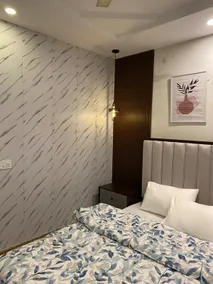 Luxury 1bed F-11 - Image 3