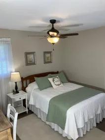 Cozy Guesthouse; Quiet getaway - Image 4