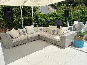Luxury Ostuni Beachfront Villa with Pool & Private Parking - Image 3