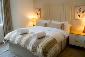 Luxury seaside getaway Whitley Bay - Image 2