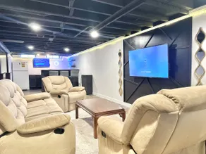 Comfortable Home | 4 BD | 3 BA | 6 TVs | Bar - Image 2