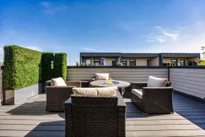 Spacious SoHo-Style Townhome | Steps to Downtown! - Image 4