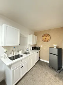 The Hernandez Studio - Image 4