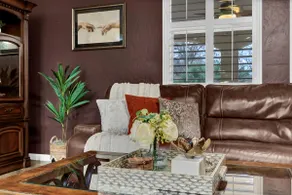 Spacious 6BR/3BA Retreat w/ Pool, Spa & Waterslide - Image 3