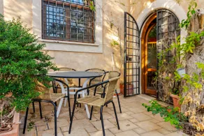 Magnificent Luxury Villa in Rome. Private pool and large garden. - Image 2