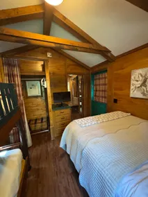 Peaceful Fort Wilderness Cabin - Image 5