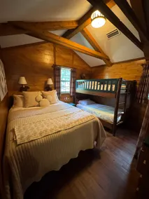 Peaceful Fort Wilderness Cabin - Image 3