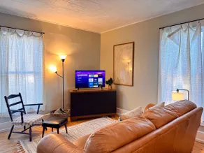 Pennsylvania St Condo - Image 2
