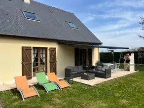 Villa with pool - Image 4