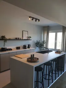 New central apartment - Image 4