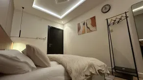 Elegant apartment with a living room and a comfortable bedroom - Image 3
