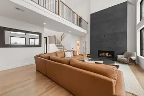 Modern Mountain Luxury Escape - Image 2