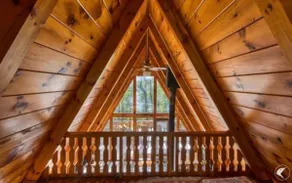 Woodsy A Frame w Hot tub and barrel sauna - Image 2