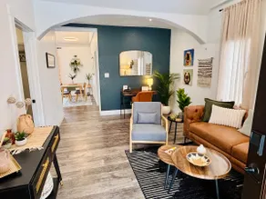 Kit Carson Bungalow: AC/Heat + Pets Free! - Image 5