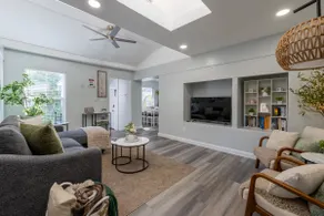 Clean & Cozy Sacramento Family Retreat - Image 2