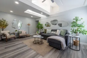 Clean & Cozy Sacramento Family Retreat - Image 4