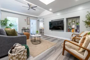 Clean & Cozy Sacramento Family Retreat - Image 3