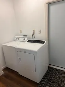 Cozy home away from home - Image 5