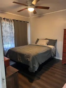 Cozy home away from home - Image 4