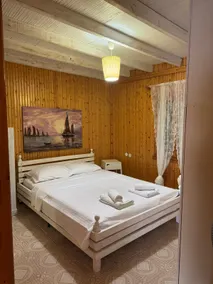Liana's Summer Breeze House-2min to the beach - Image 4