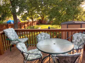 Entire House w/ Fire Pit & Deck 4 Mins to Downtown - Image 4