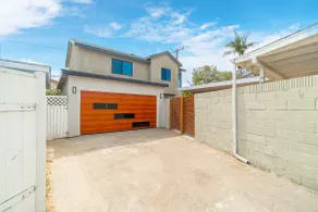 Modern Oasis in Central Torrance - Image 2