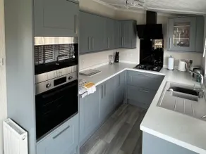 Lodge Retreat 9 - Haggerston - Image 4