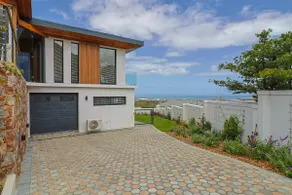 The View, Apartment, with magnificent sea view - Image 3