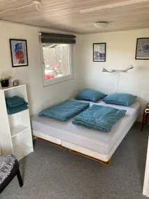 Studio apartment in a quiet area - Image 2