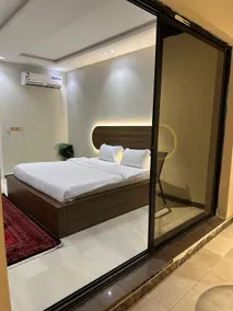 Luxury Suite with Self Check-in (113) - Image 2
