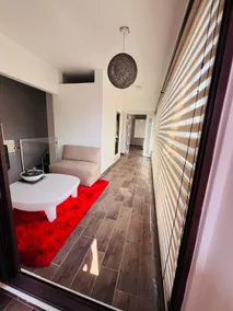 Modern apartment - Image 3