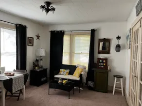 Bee Kind Cottage - Image 5