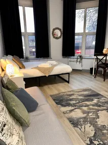 Luxe Wolf's Quadruple ensuite - Image 2