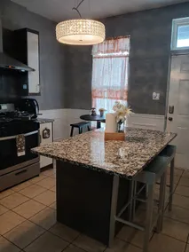 NoLa BoChic-Cozy 2 BR, 1 bath apartment. FL 2 - Image 4